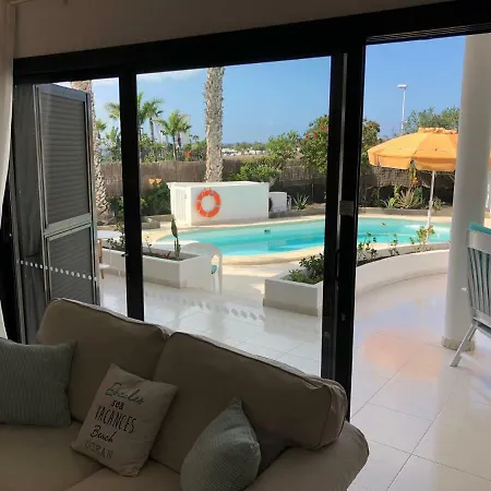 Sol Y Luna - Heated Pool - Bbq - Car Not Essential Villa Playa Blanca