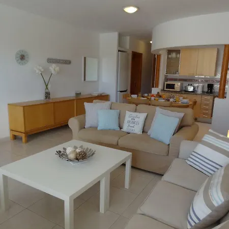 Villa Sol Y Luna - Heated Pool - Bbq - Car Not Essential *