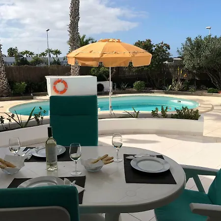 Villa Sol Y Luna - Heated Pool - Bbq - Car Not Essential