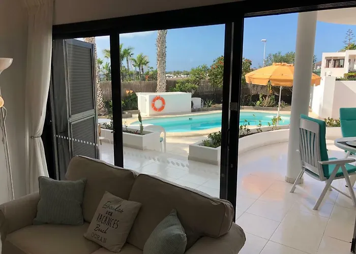 Sol Y Luna - Heated Pool - Bbq - Car Not Essential Villa Playa Blanca (Lanzarote)