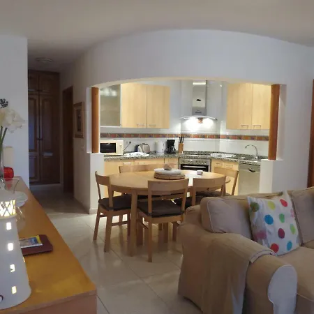 Villa Sol Y Luna - Heated Pool - Bbq - Car Not Essential