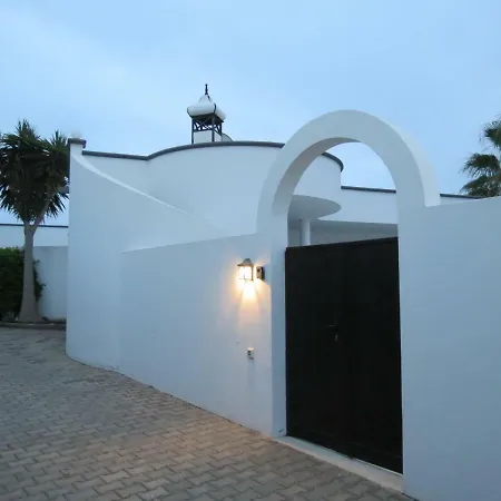 Villa Sol Y Luna - Heated Pool - Bbq - Car Not Essential Playa Blanca (Lanzarote)