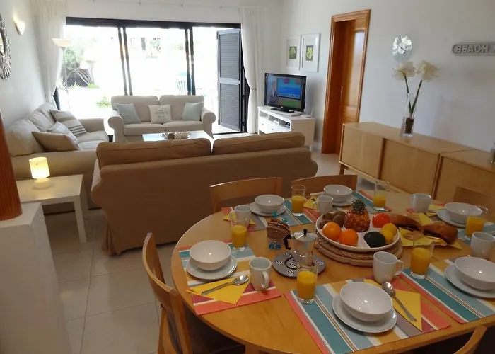 Villa Sol Y Luna - Heated Pool - Bbq - Car Not Essential *