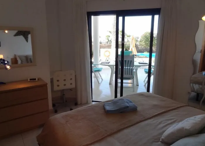 Sol Y Luna - Heated Pool - Bbq - Car Not Essential Villa Playa Blanca (Lanzarote)