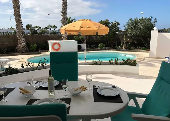 Villa Sol Y Luna - Heated Pool - Bbq - Car Not Essential