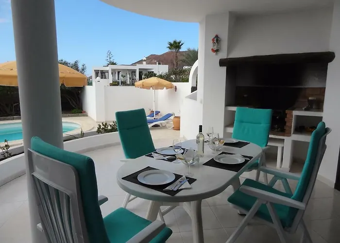 Villa Sol Y Luna - Heated Pool - Bbq - Car Not Essential *